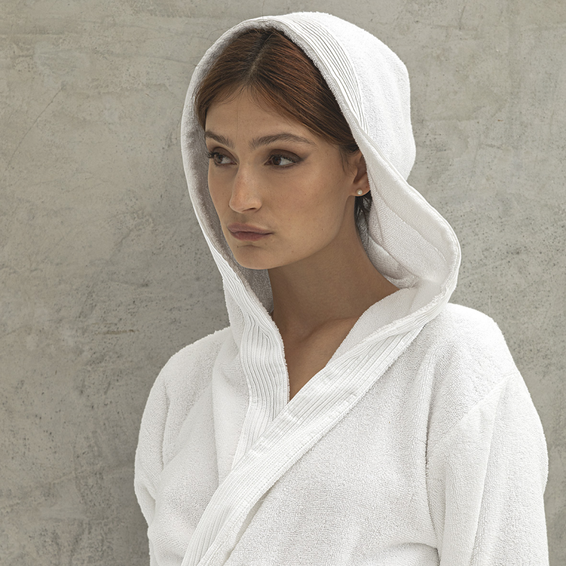 ODEON Hooded bathrobe